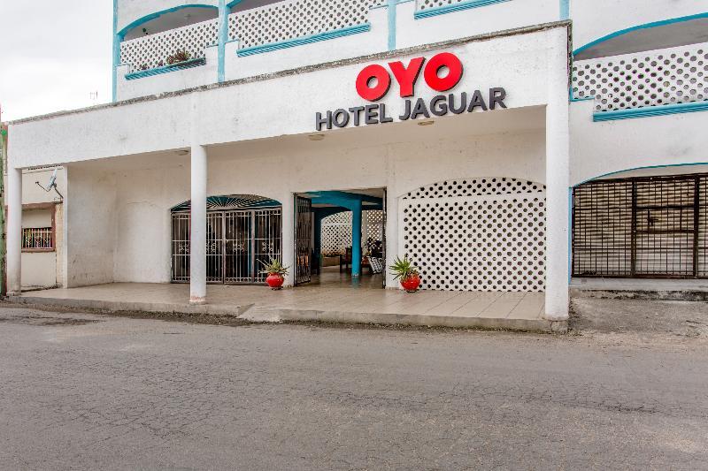 Oyo Hotel Jaguar Cancún Exterior foto